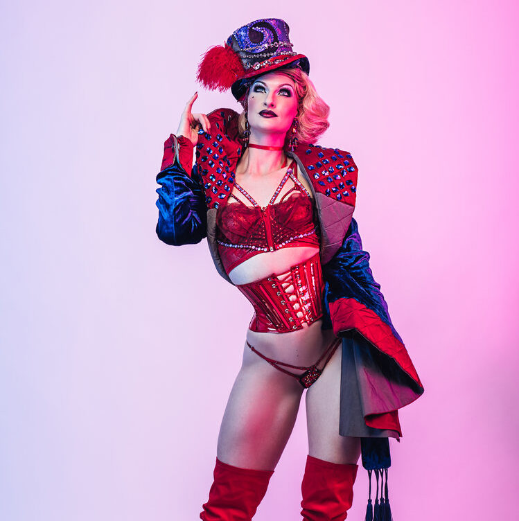 Lady Joséphine artiste burlesque